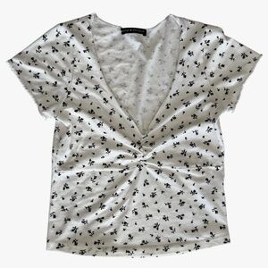 Brandy Melville‎ White with Black Flowers Short Sleeve Top